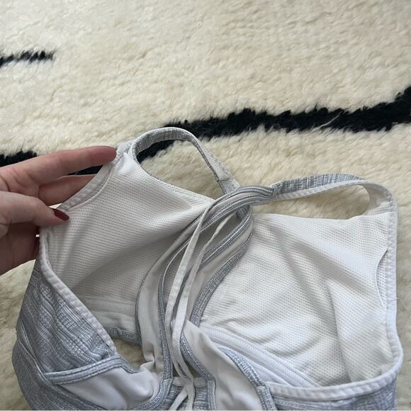 Athleta Gray Jacquard Transcendence Sports Bra - Picture 9 of 10